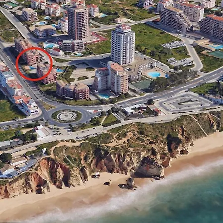 Litoral Mar Dream, 500 Mbs Free Wi-fi, Private Parking, Pool Apartment