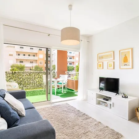 Litoral Mar Dream, 500 Mbs Free Wi-fi, Private Parking, Pool * Portimao
